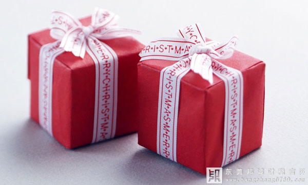 無償贈送客戶產(chǎn)品，客戶未記應(yīng)收和應(yīng)繳增值稅銷項(xiàng)稅科目，是否合法？